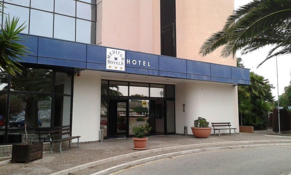 Meditur Hotel Cagliari Santa Maria カリアリ エクステリア 写真